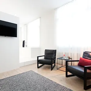 Bed and breakfast Maison Nationale Flats &, Amberes